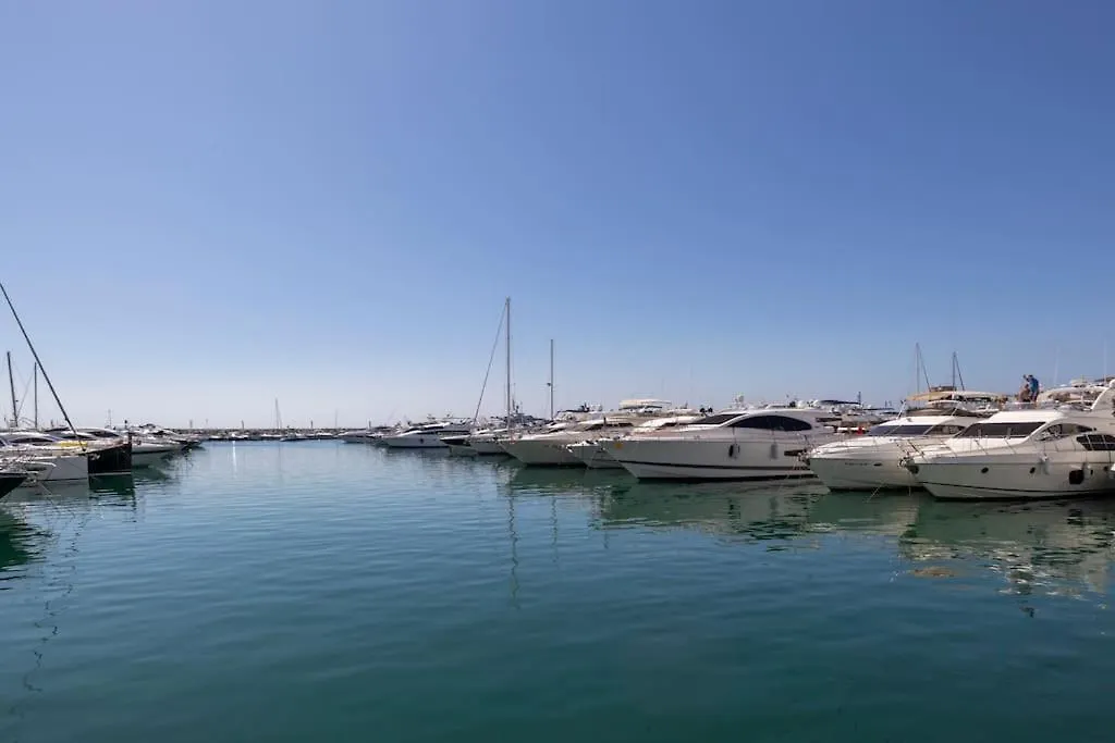Luxury Sea View Puerto Banus Apartment Marbella